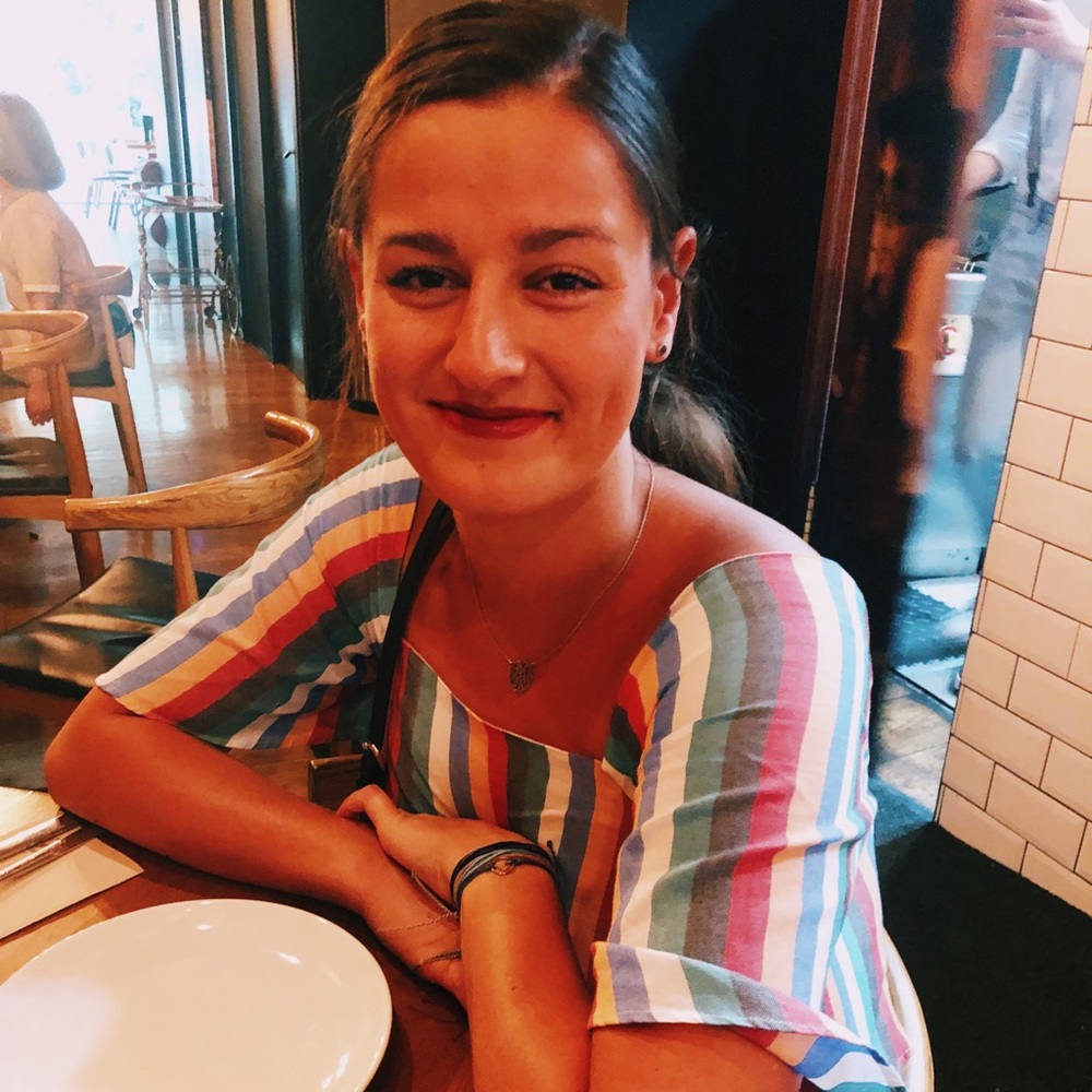 Meet your Posher, Gaby
